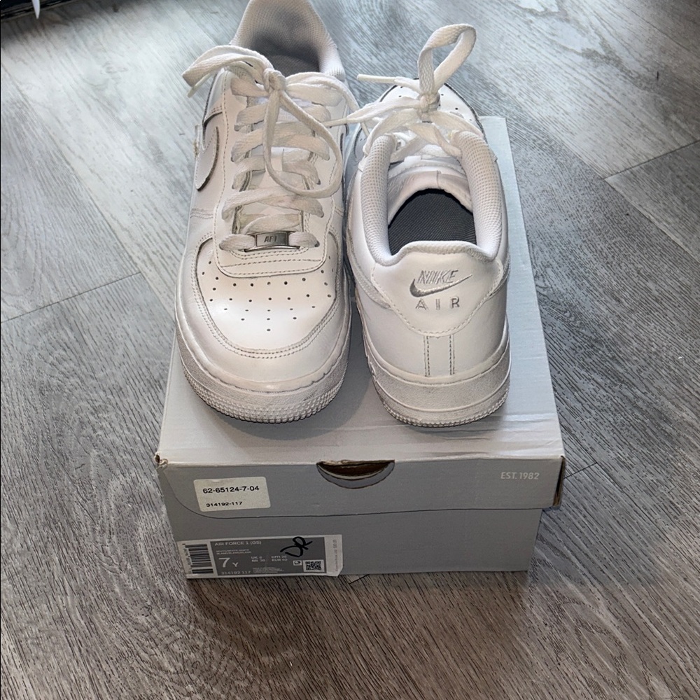 Nike Kids White Air Sneakers